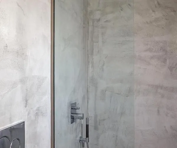 Thalassa Luxury イアリソス