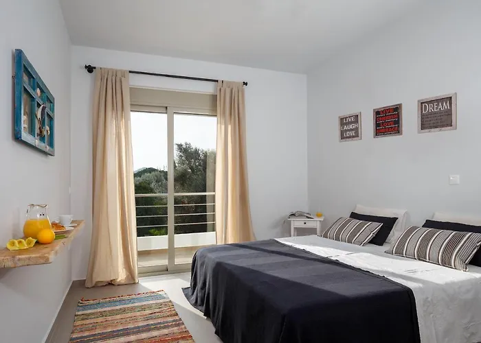 Thalassa Luxury فيلة